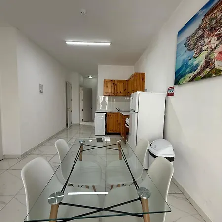 דירה 2-bedroom In R2a