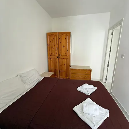 2-bedroom In R2a Apartamento