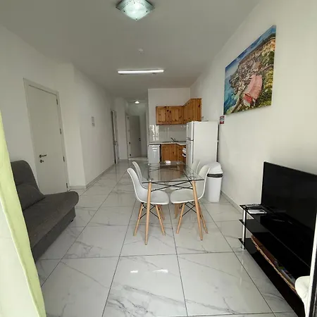 2-bedroom In R2a * Gzira